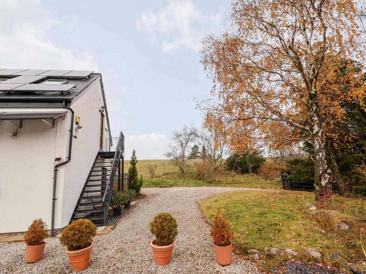 Tyn-Y-Mynydd Bach Apartment Halkyn Exterior photo